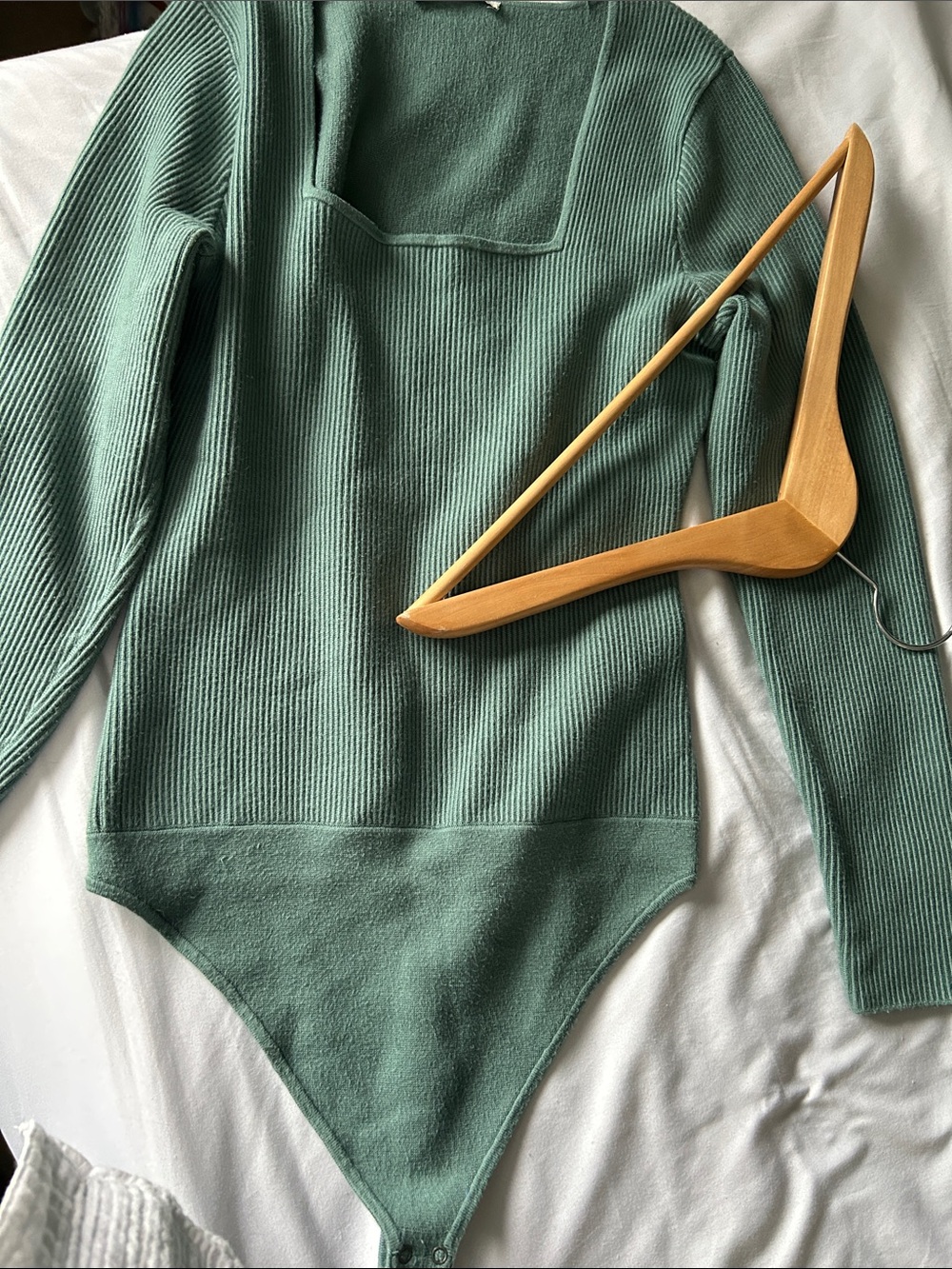 Abercrombie & Fitch Ribbed Square Neck Long Sleeve Bodysuit Green Large